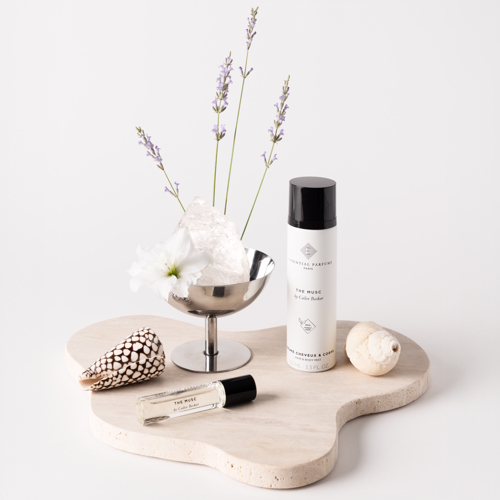Essential Parfums The Musc – kwiatowo-piżmowe perfumy z czerwonym imbirem z Laosu, francuską lawandyną Grosso, naturalnym woskiem pszczelim, Nirvanolide i australijskim sandałowcem.