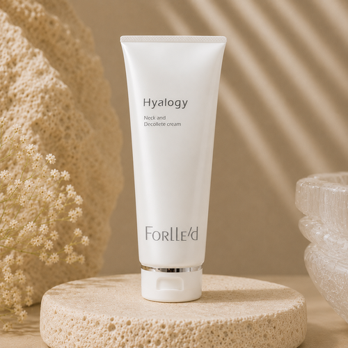 Forlle’d Hyalogy Neck and Decollete Cream – krem ujędrniająco-odmładzający do szyi i dekoltu.