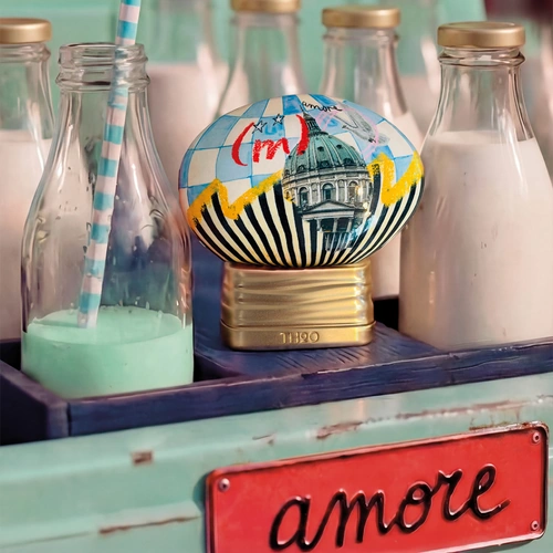 The House of Oud Amore – perfumy gourmandowo-aromatyczne z mlekiem, kremem miętowym, kokosem, Cashmeranem, sandałowcem, ambrą i piżmem.