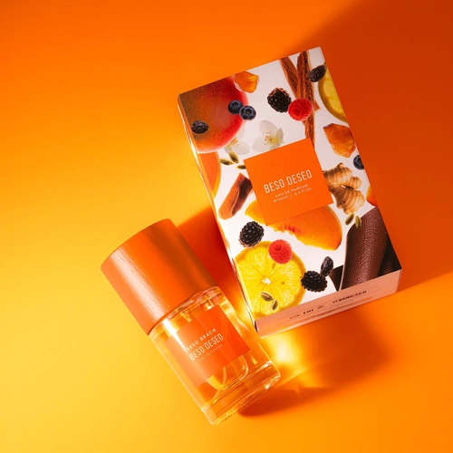 Beso Beach Beso Deseo 100 ml – niszowe perfumy owocowe, przyprawowe, oudowe i skórzane z mango, czerwonymi owocami i tonką.