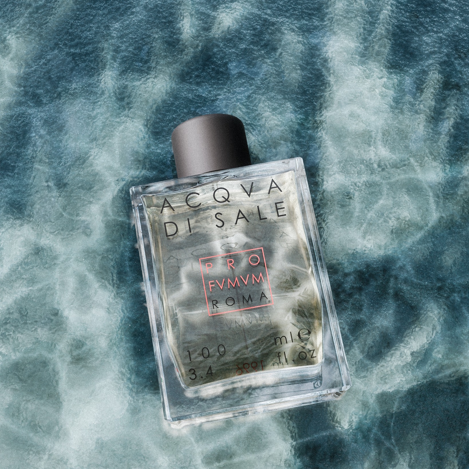 Profumum Roma Acqua di Sale – flakon perfum inspirowany dzikim wybrzeżem i zapachem morskiej bryzy.
