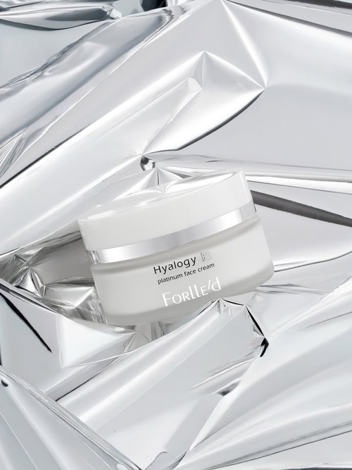 Forlle’d Hyalogy Platinum Face Cream – luksusowy krem antyoksydacyjny z jonizowaną platyną.