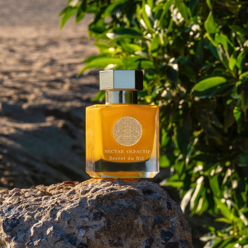Nectar Olfactif Secret du Nil – niszowe perfumy gourmand o cytrusowym, migdałowym, kwiatowym, miodowym, waniliowym i piżmowym charakterze.